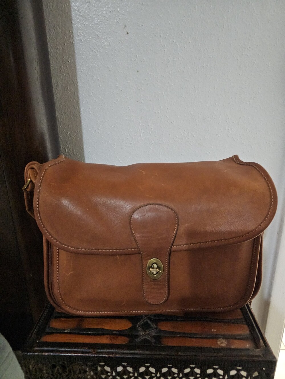 VINTAGE  COACH Authentic Rambler Bag, style 9735,